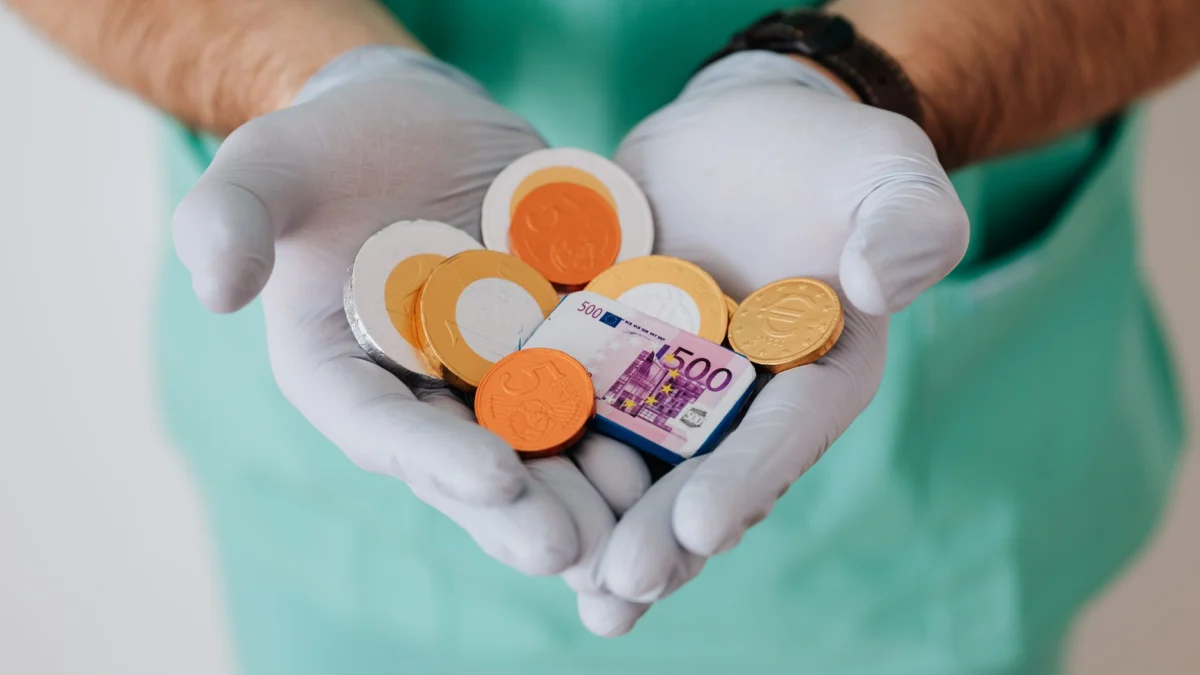 Restitutiepolis uitgelegd: kies de voordeligste zorgverzekering voor 2024